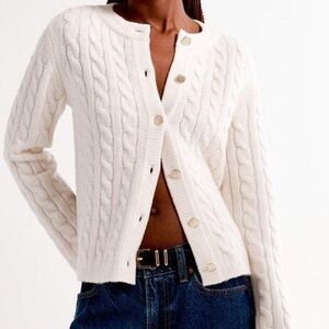 Abercrombie cable sweater